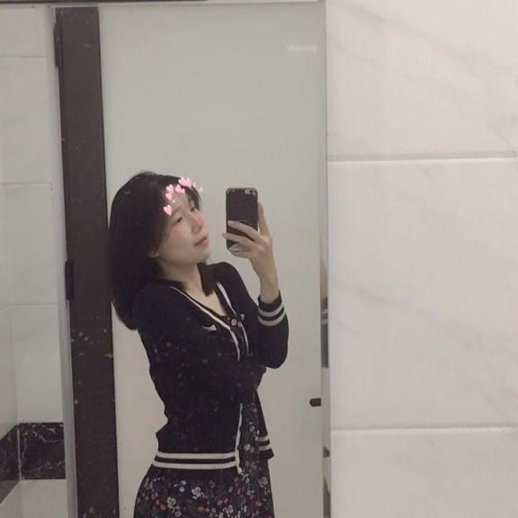 漂亮美麗性感的蘿莉小姐姐
