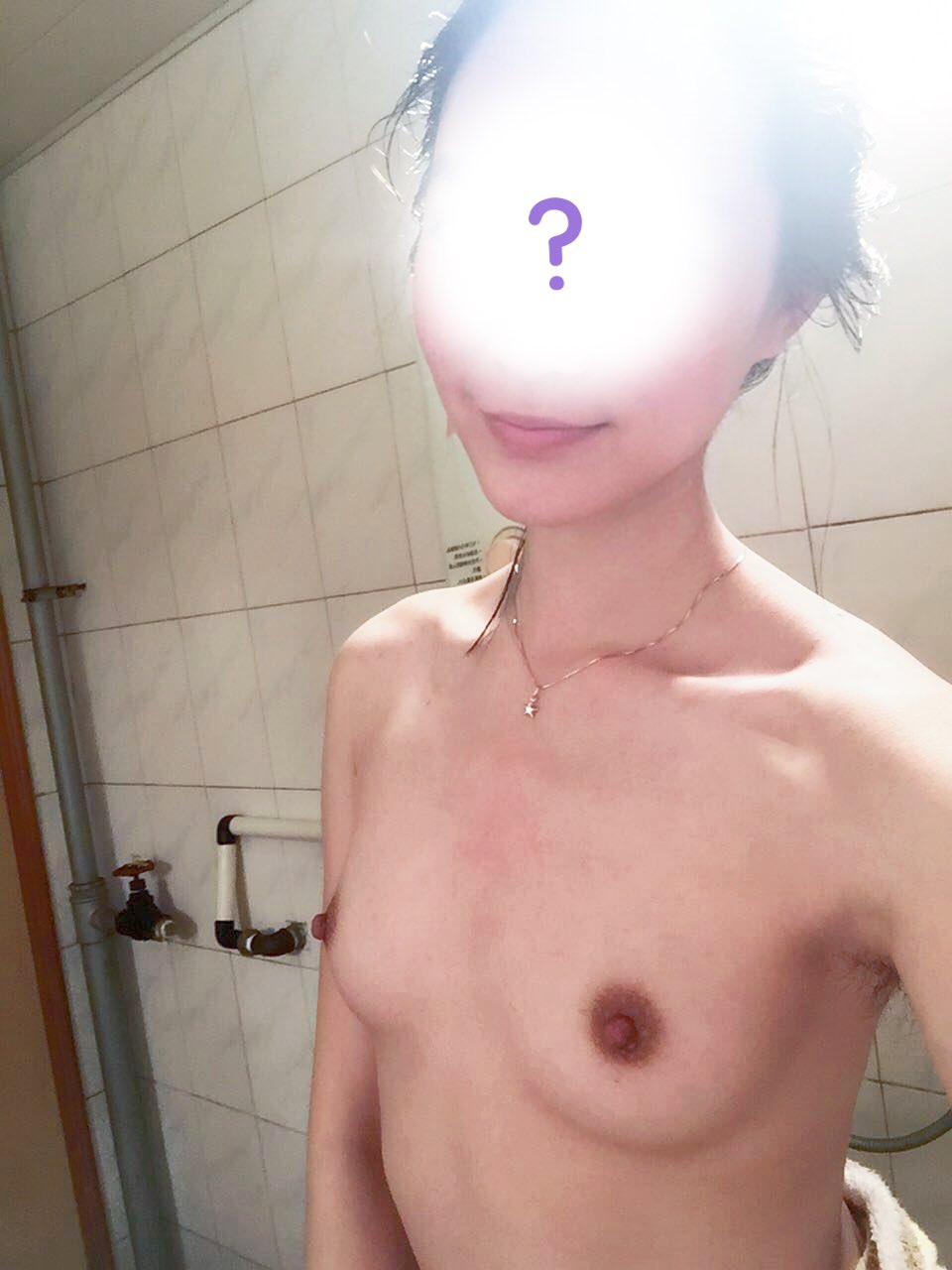 騷貨人妻[54P]