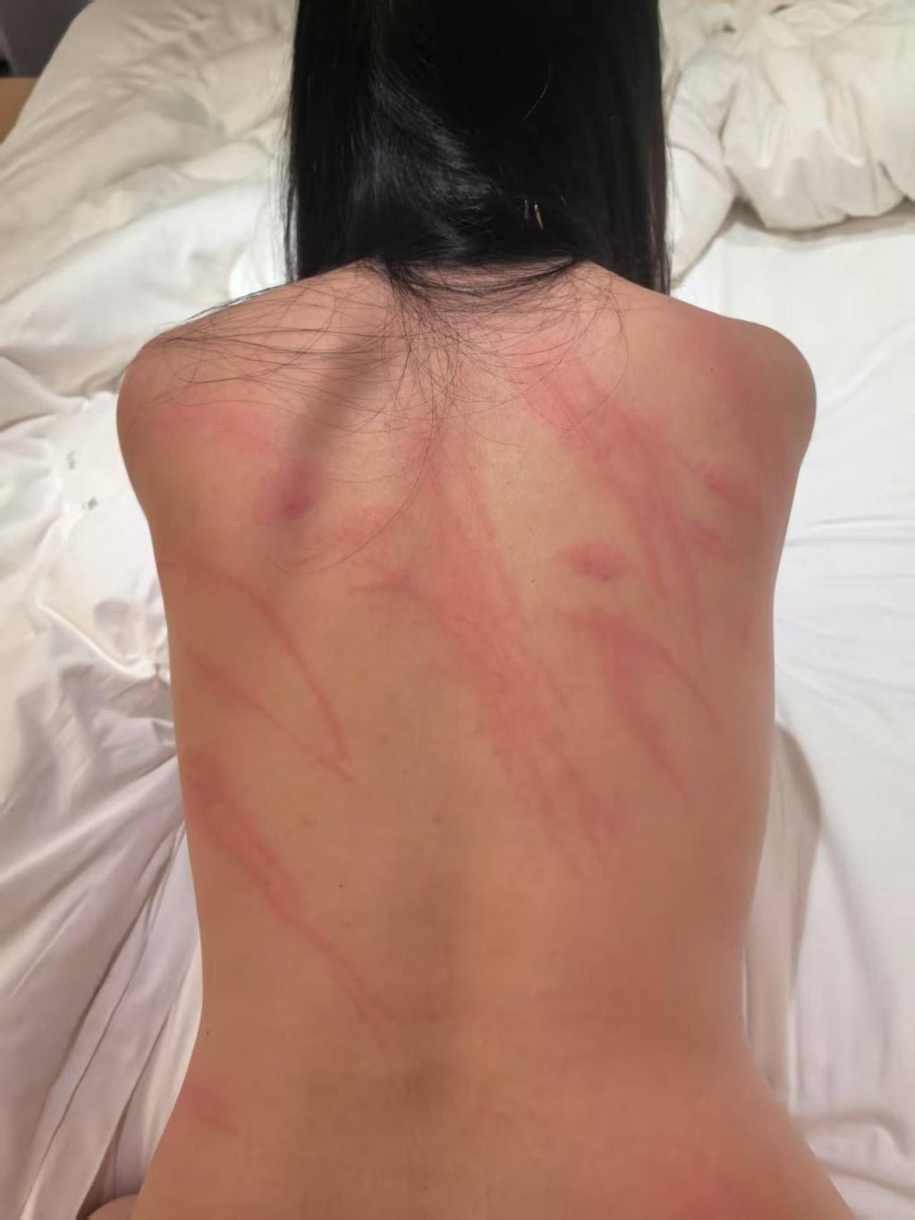 一只喜歡SM的很騷很騷的騷母狗