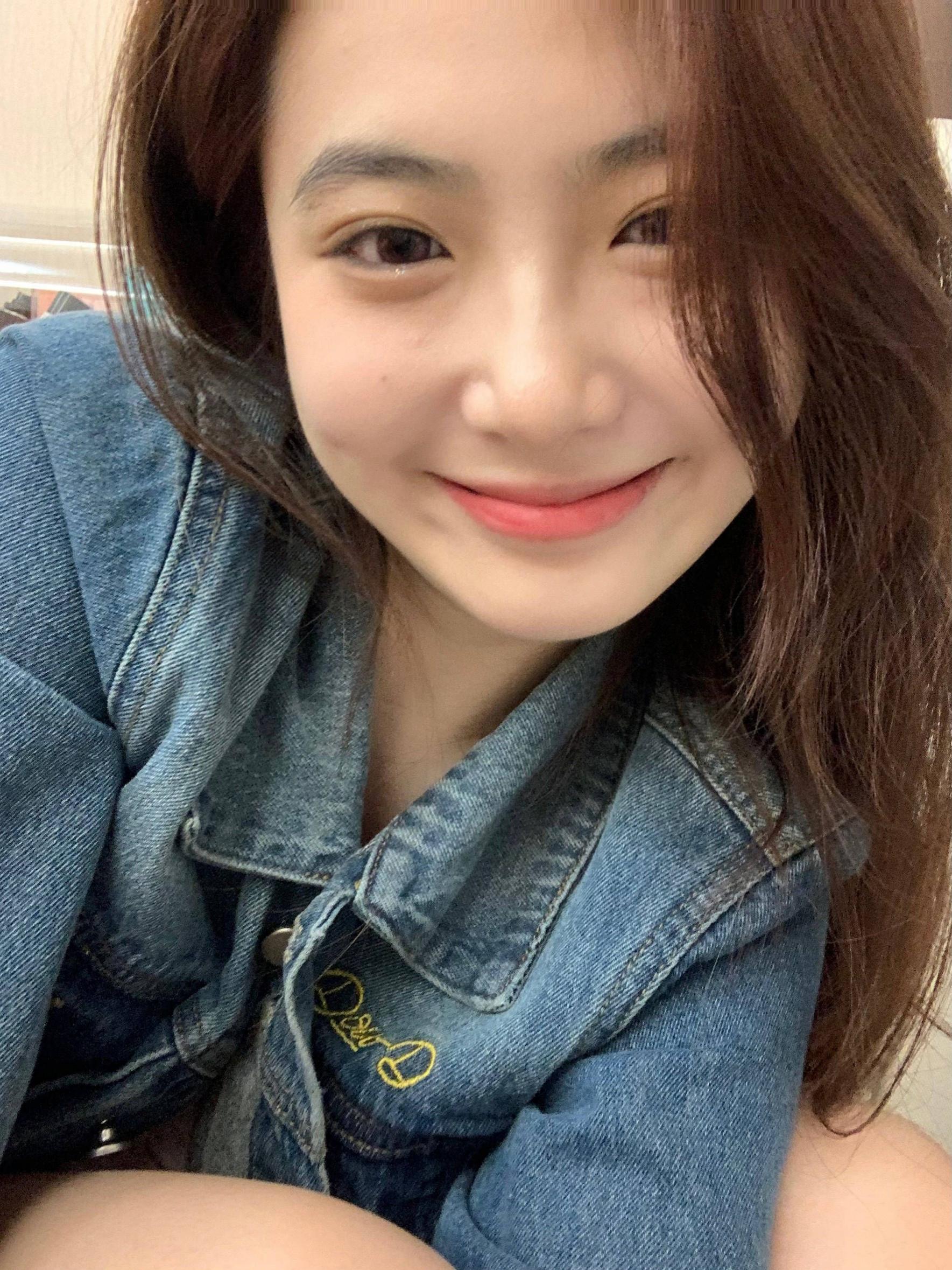 發點漂亮的小姐姐? 越看越美