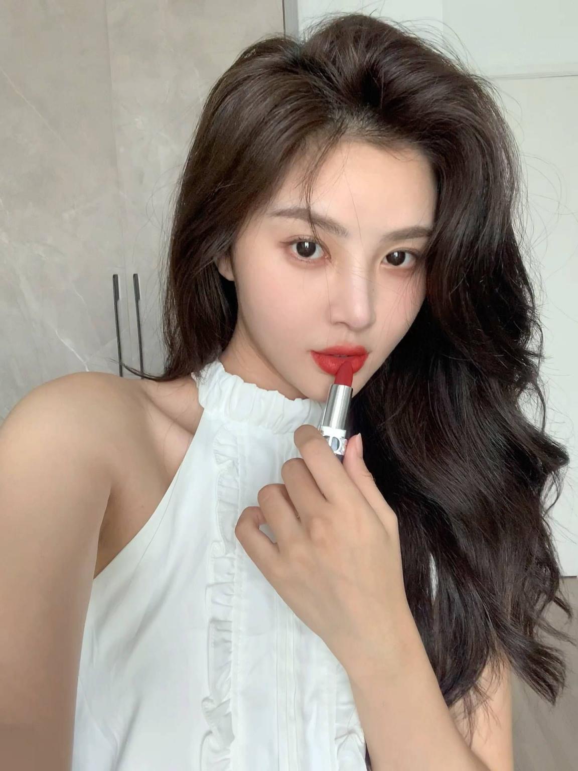 發點漂亮的小姐姐? 越看越美