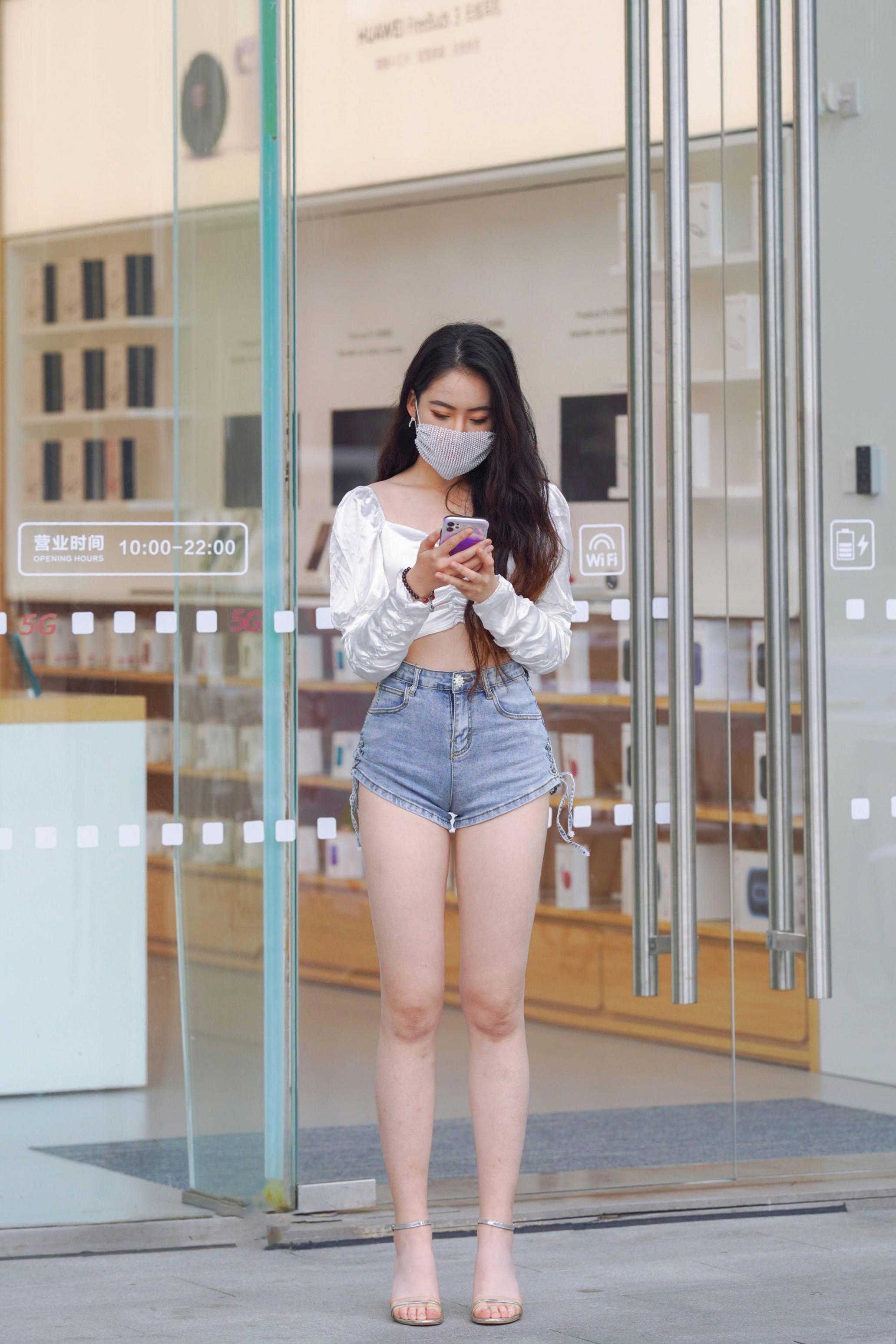 熱褲長腿? 火辣性感