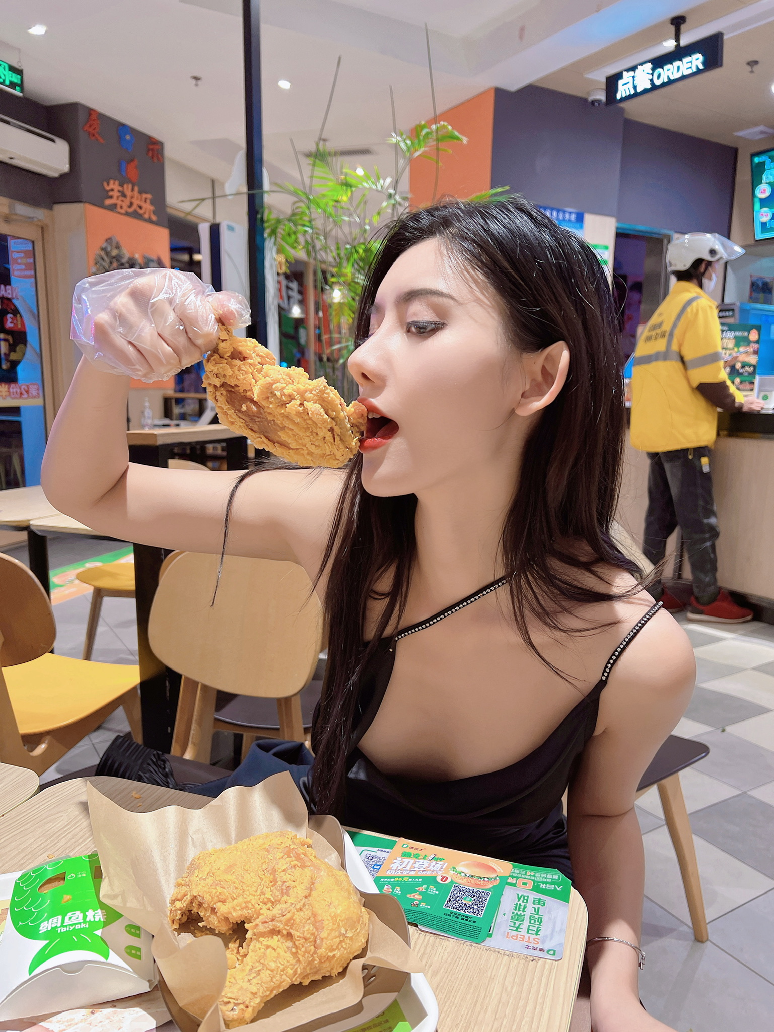就是阿朱啊絲襪美腿 20250604