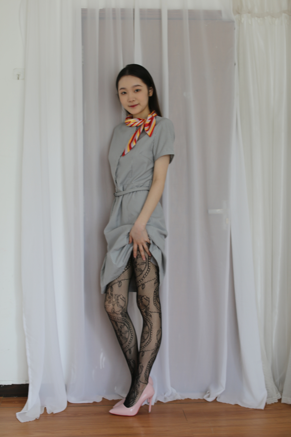 氣質女神絕美絲襪美腿