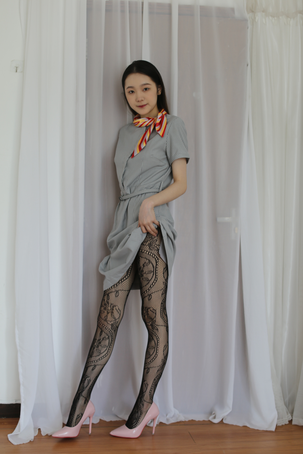 氣質女神絕美絲襪美腿