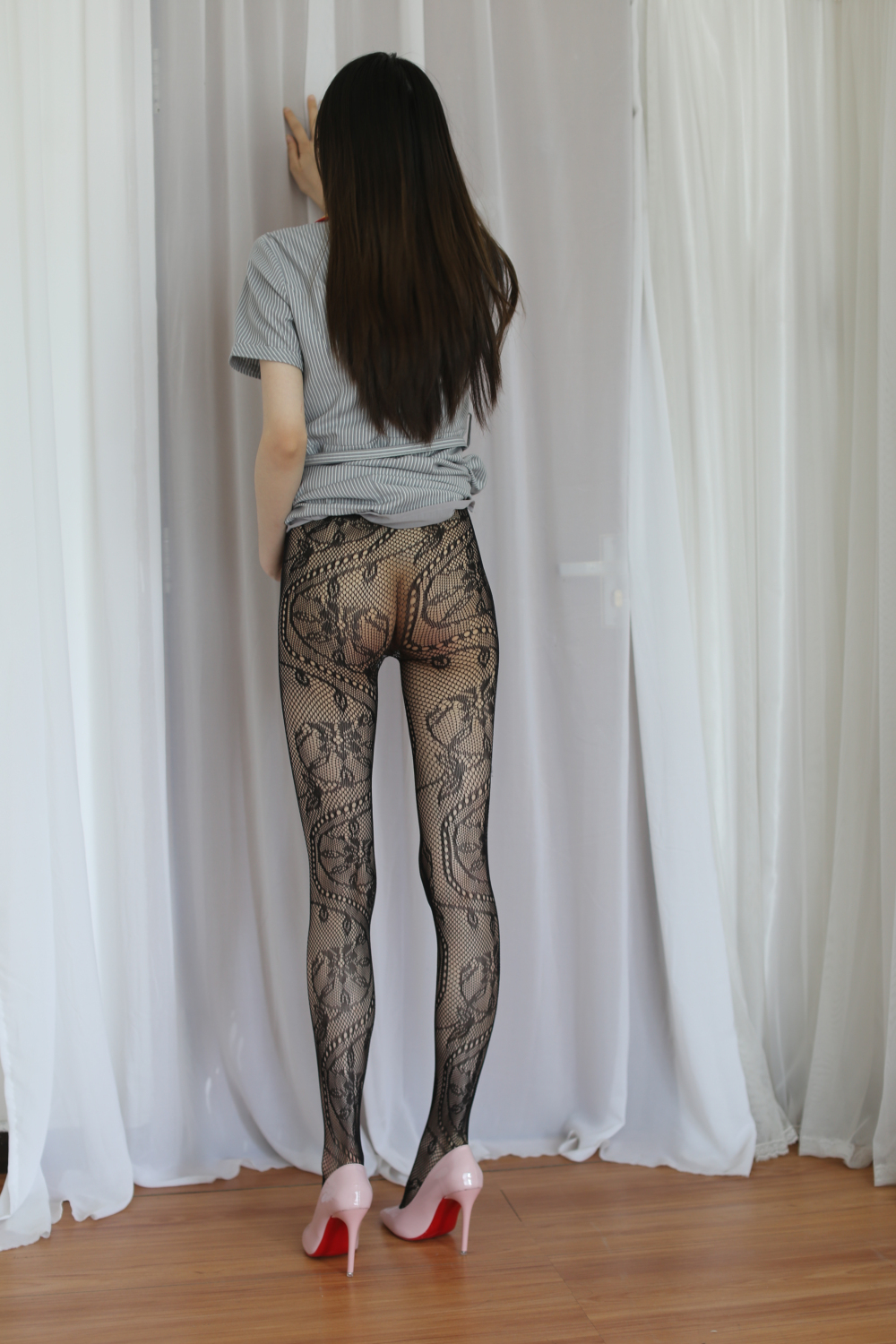 氣質女神絕美絲襪美腿