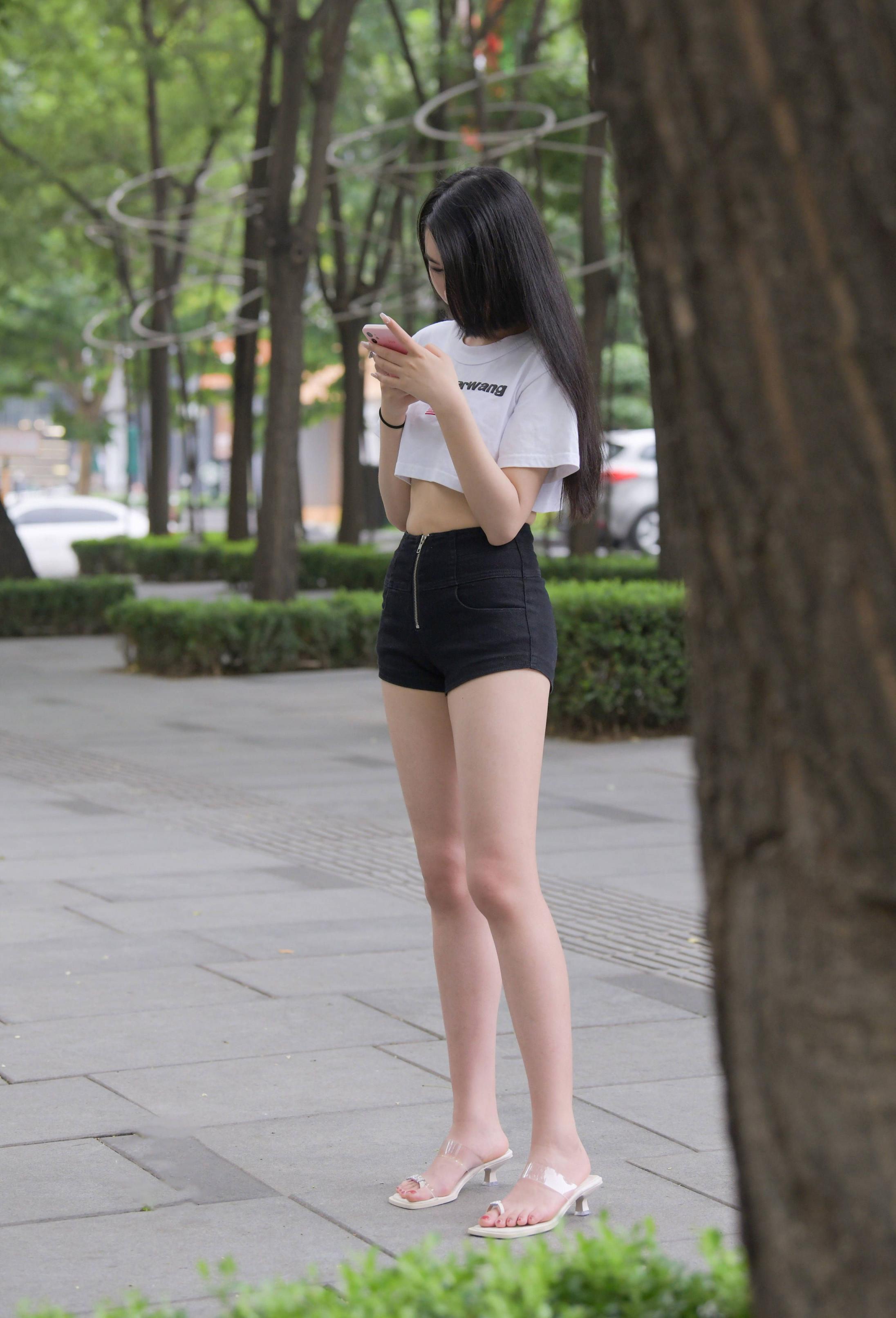 少婦豐滿的身材? 實在是誘人?