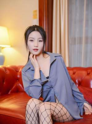 超誘人的網襪美少女