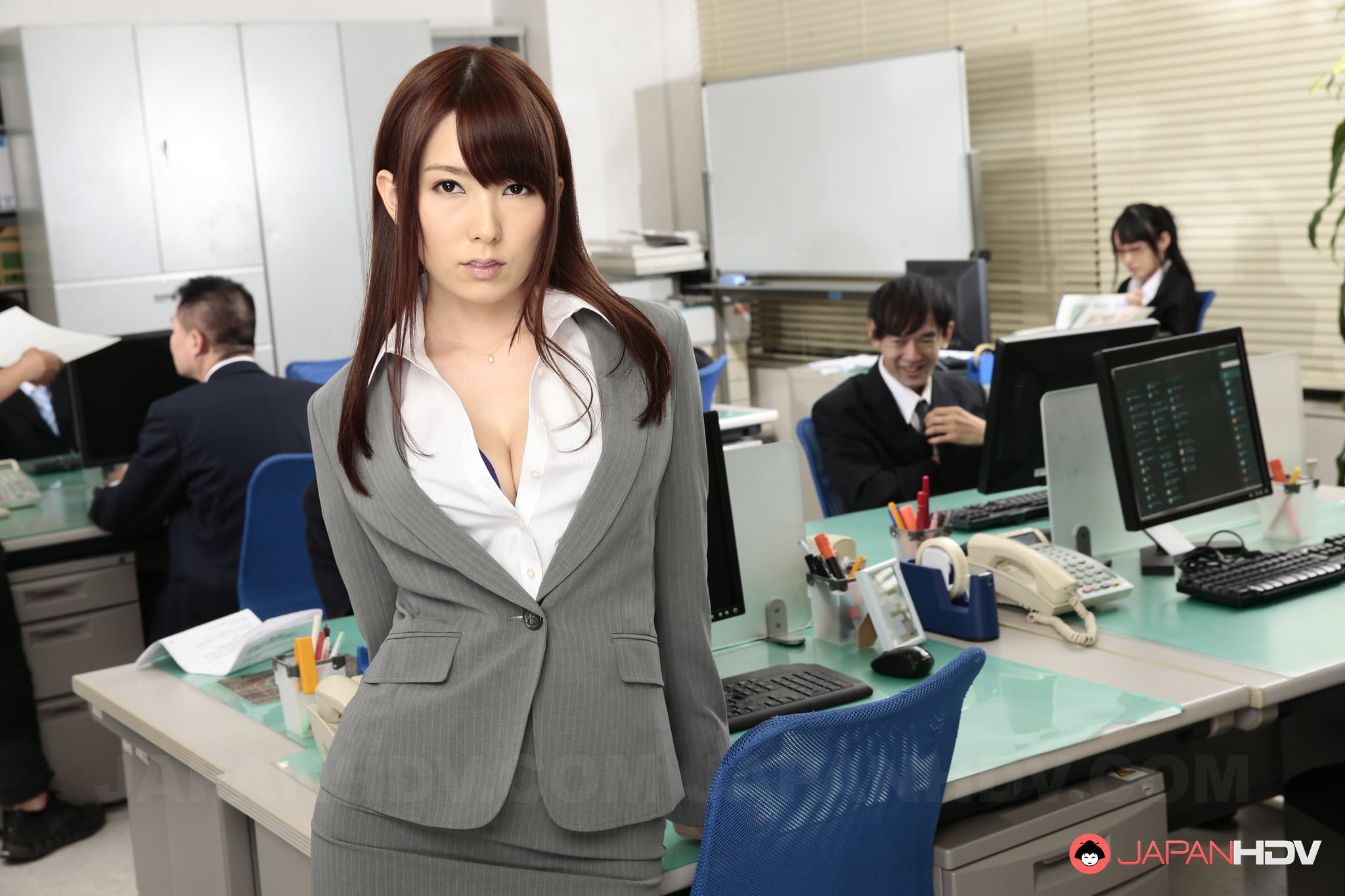 OL制服波老師騷氣的表情