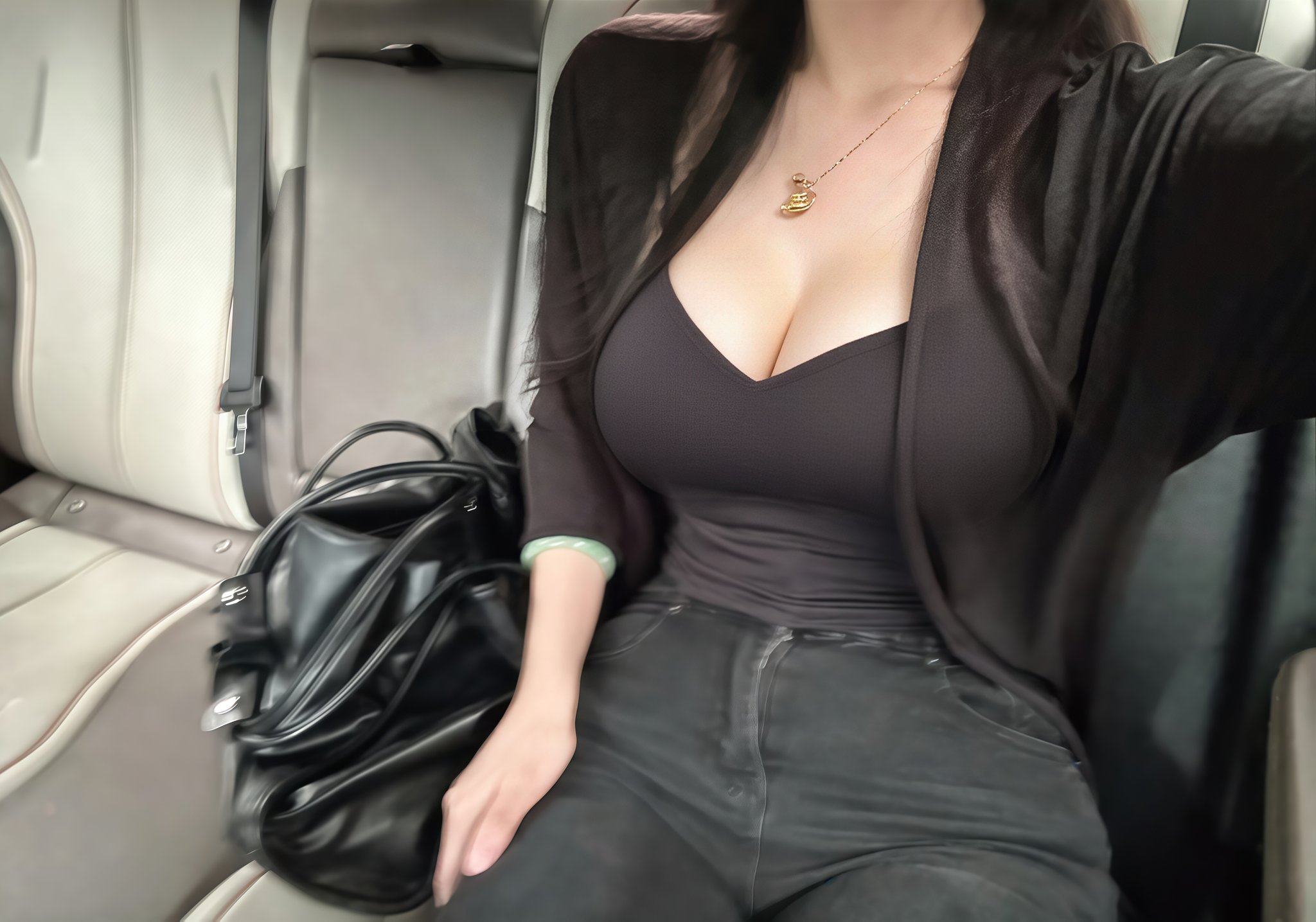 醉美是少婦的翹臀和酥胸 20250622
