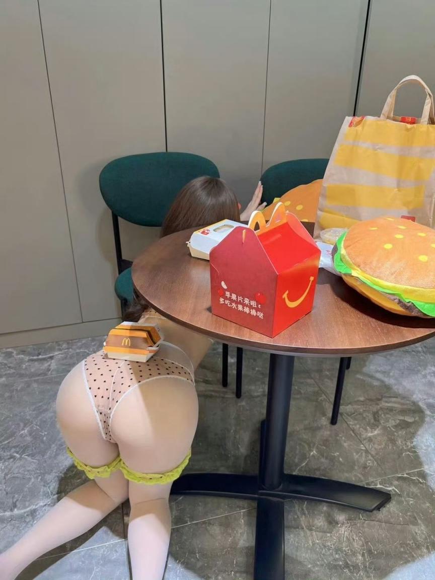 絲襪美腿的美麗