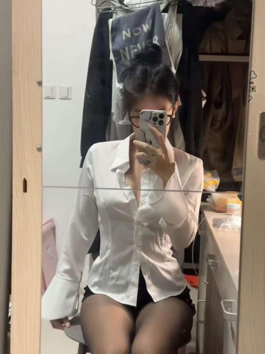 絲襪美腿的美麗