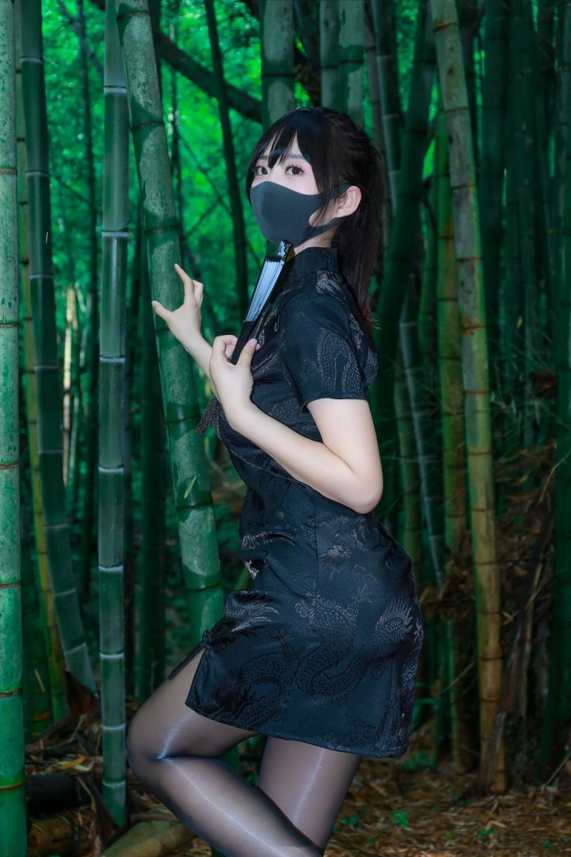 黑絲配旗袍美到無法想象