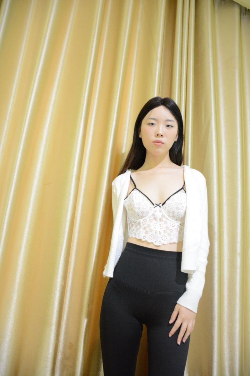 嬌嫩小妹娘
