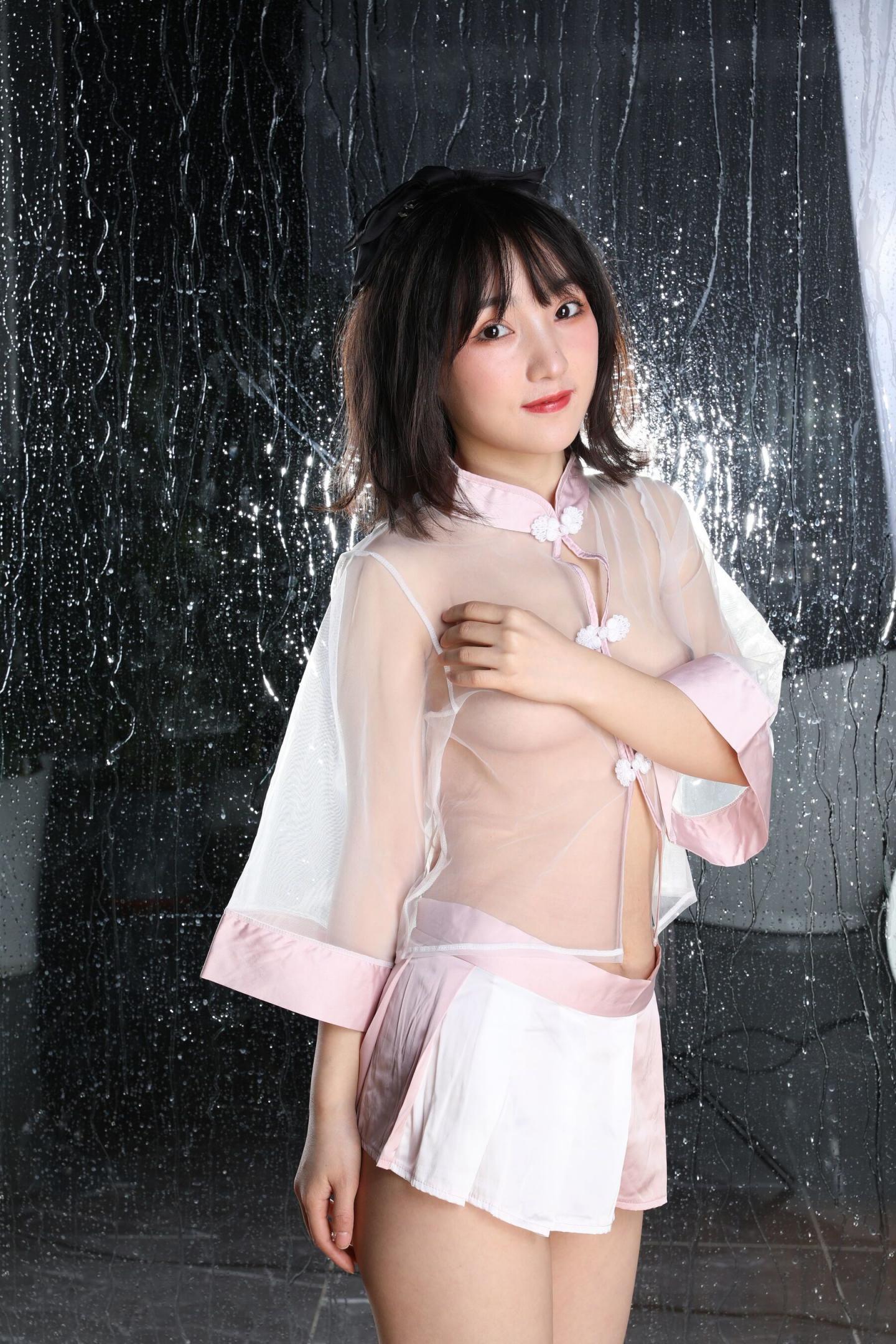 氣質不錯溫柔的良家小姐姐