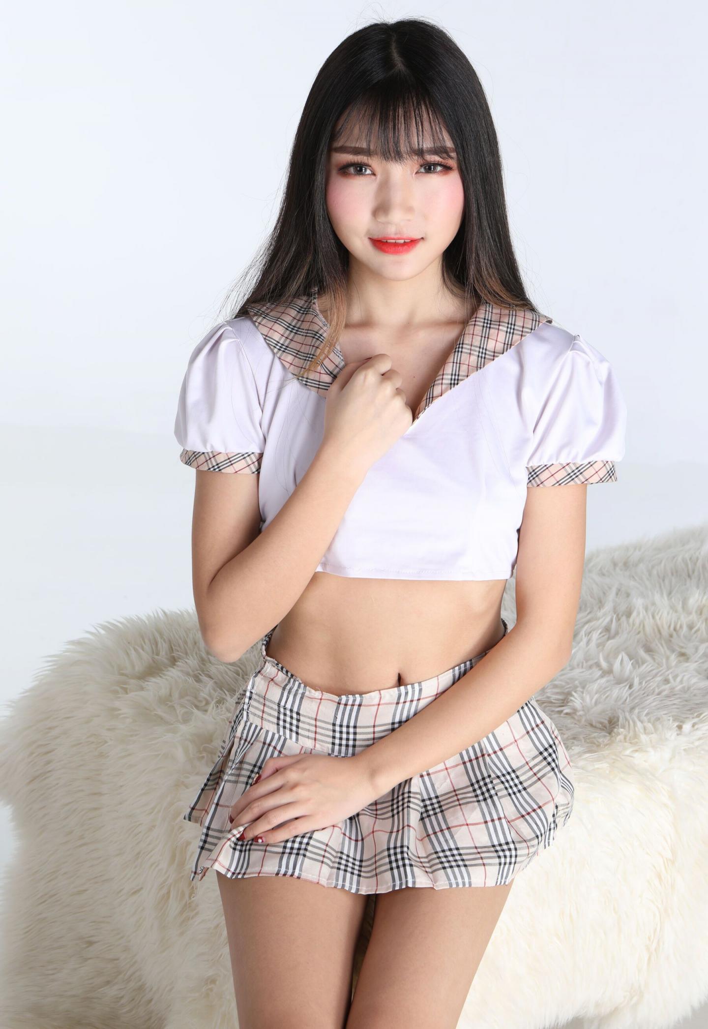 讓人無法拒絕的JK美少女