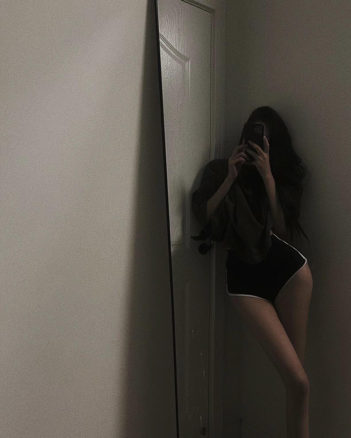 萬千嬌媚美少婦[28P]