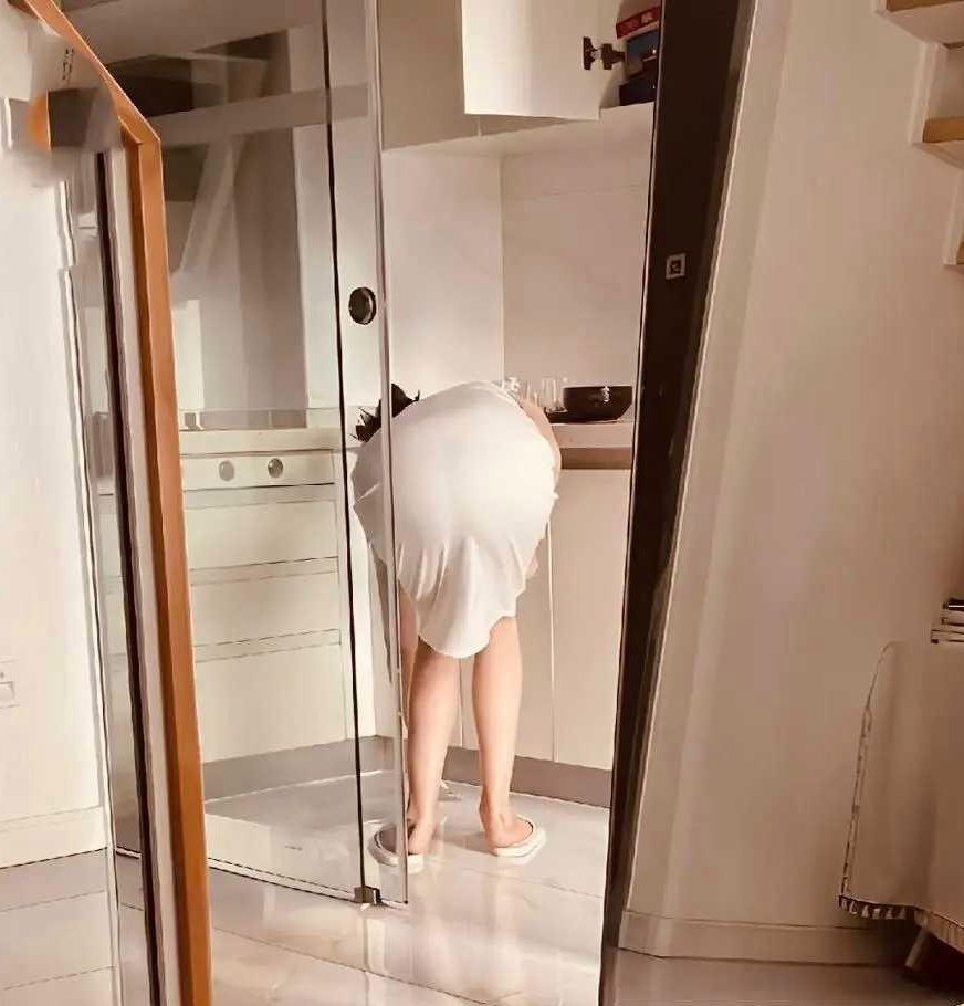 萬千嬌媚美少婦[28P]